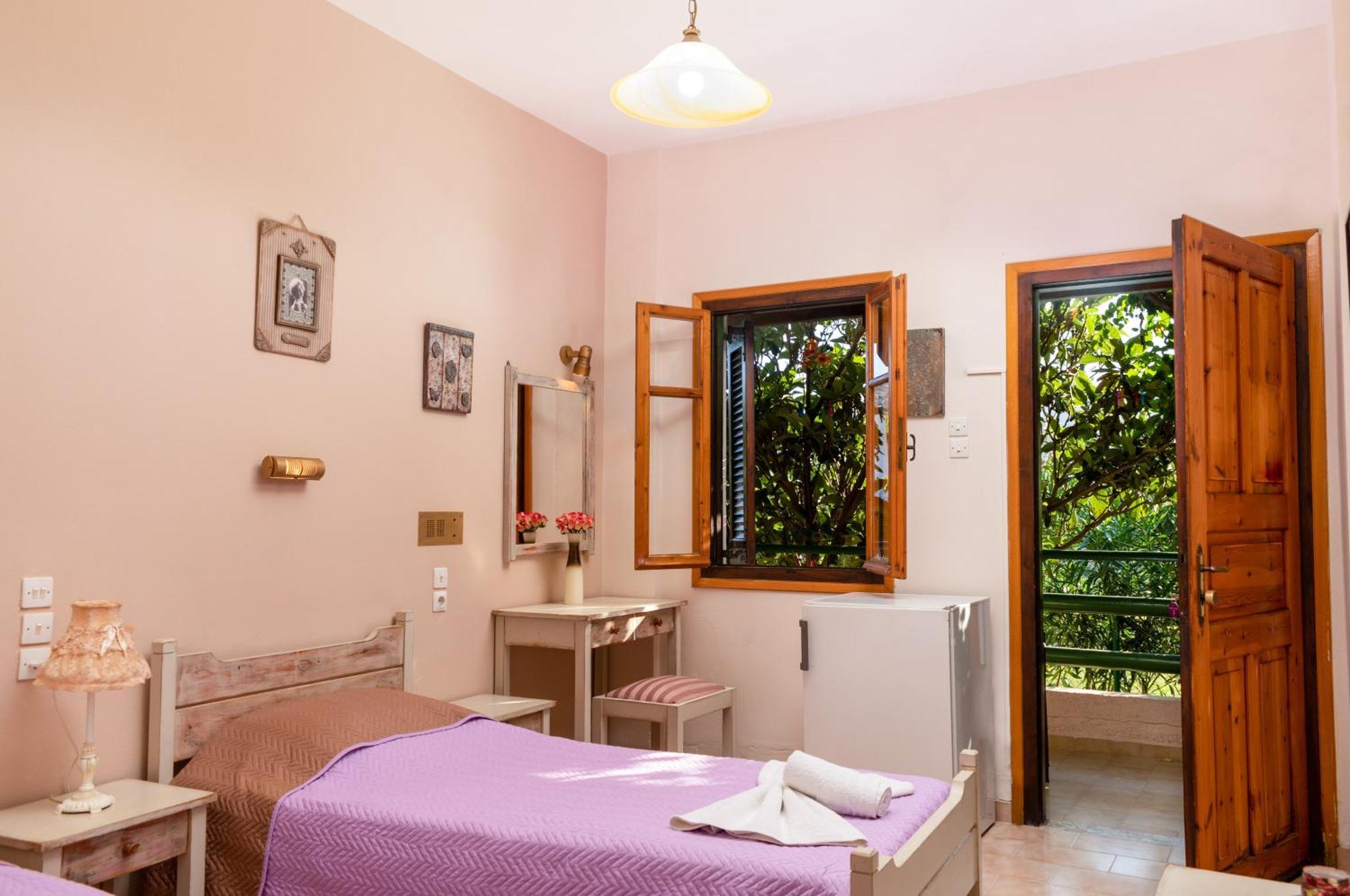 Filia Rooms Matala  Ngoại thất bức ảnh